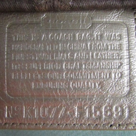 Coach Hamptons Signature Lurex Tote, VGC - Picture 8 of 8